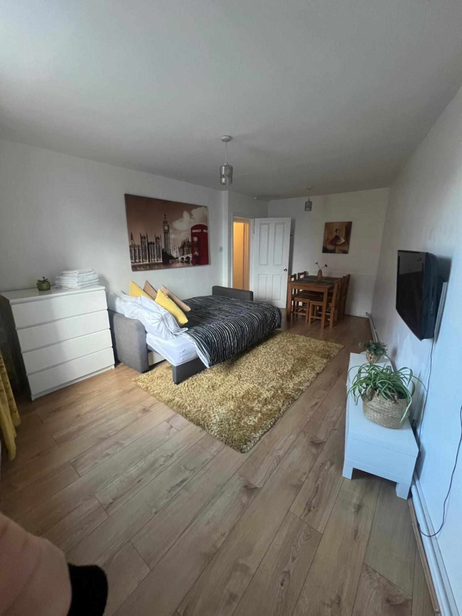 Great In Camberwell Apartment *